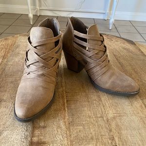 Fergalicious Brown Suede Boots Sz 10